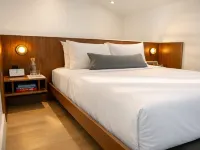 Hotel SOMA Hotels near Fort Worth T&p Station