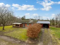 "Agla" - 2.5km from the sea - Homestays