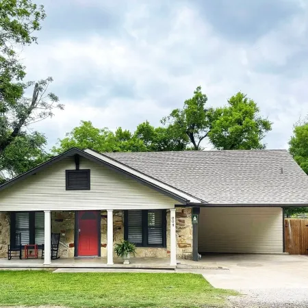 Historic River House Glen Rose Texas