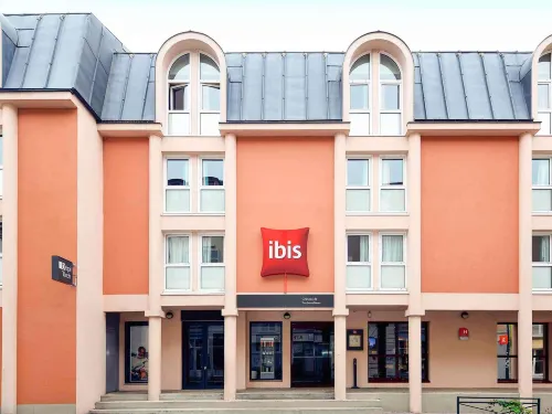Ibis Château de Fontainebleau - bar