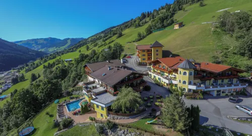Eggerhof Mit Panorama Aussicht, Inklusive Verwöhnpension Und Joker Card