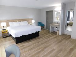 Days Inn by Wyndham Effingham