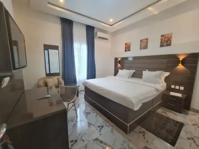 Pearless Apartment Hotels in 