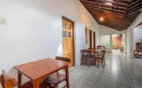 GRIYA BANSU: Ndalem Ibu Homestay
