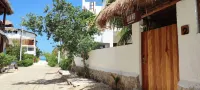 Large Room, Beach 1 Block, Starlink Wi-Fi