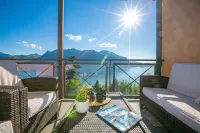 Panorama Lake View Apt + Pool & Beach - Happy Rentals - Homestays