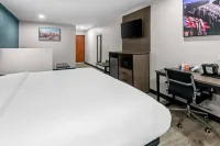 Quality Inn & Suites Fort Worth North - Haltom City