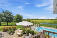 Northern Kentucky Gem w/ Yard & In-ground Pool! - Homestays