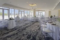 DoubleTree Resort & Spa by Hilton Hotel Ocean Point - North Miami Beach