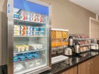 Comfort Inn West - breakfast