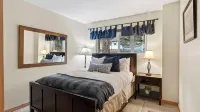 The Incline Perch by Avantstay Cozy Condo + Pool + Forest Views Near Diamond Peak - Country Houses