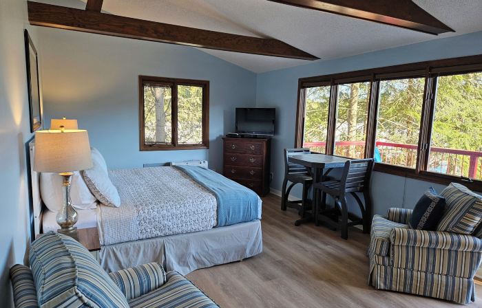 Boundary Waters Resort & Marina