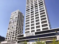 庫爾市西美居酒店
