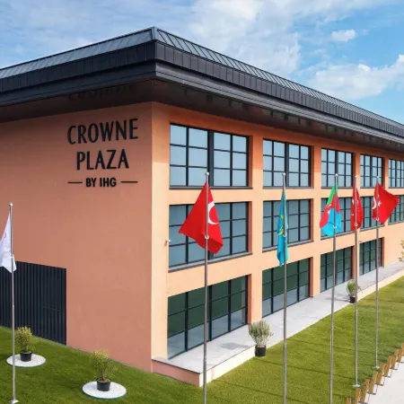 Crowne Plaza ISTANBUL ZEYTINBURNU by IHG Отели рядом с достопримечательностью «Зейтинбурну»