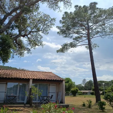 Hotel les Pavillons du Golfe Отели в г. Конка
