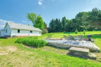 3 Mi to Lake Michigan the Country Cottage - Wifi