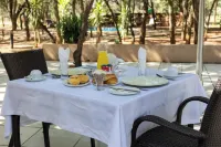 Phakela Private Lodge - breakfast