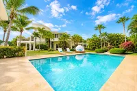 Luxury Private Villa in Cocotal, Pool Golf, Events, Beach Club Access - ヴィラ