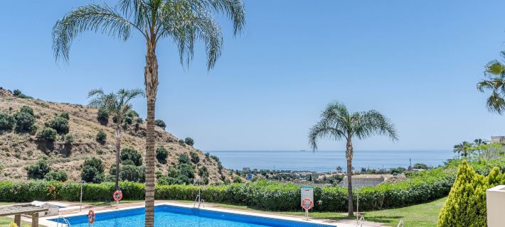 Bv3.73a - Corner Penthouse With Rooftop Terrace Hotels in Mijas