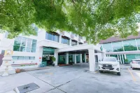 辛戈拉酒店 - 停車場