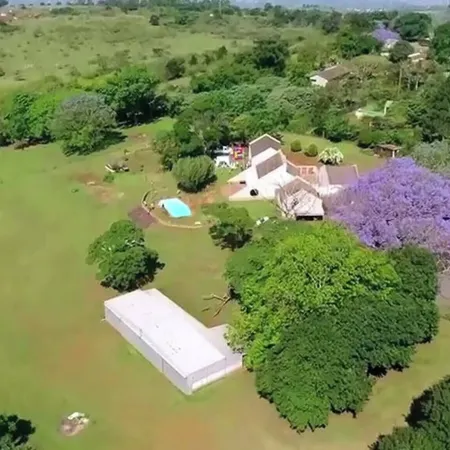 Crest Farm - Self-Catering 2-Bedroom, Wi-fi, Views, Swiming Pool