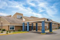 AmericInn by Wyndham Marshfield