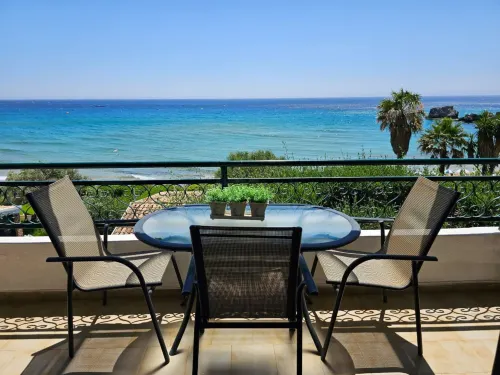 Corfu Glyfada Menigos Resort 2-5 - Airport Shuttle