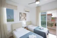 Protaras Holiday Villa Kv60 - Airport Shuttle