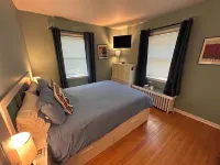 Discover Lil' Casa Marquette!