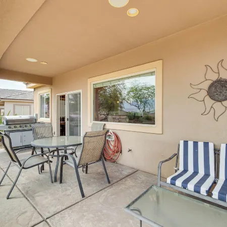 Hike, Golf & Try Your Luck! Mtn-view Mesquite Home