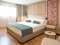 Soho Boutique Córdoba Hotels near Cordoba Train Station