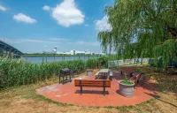 Extended Stay America Suites - Secaucus - Meadowlands - Pet friendly