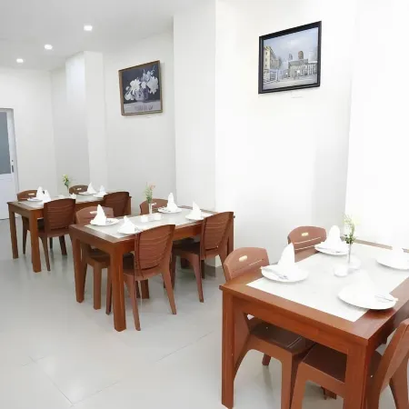 Catba Sunrise Hotel Отели рядом с достопримечательностью «Порт Cat Ba»