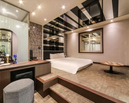 Hotel Mar Samsan Отели рядом с достопримечательностью «Храм Вольбонса»