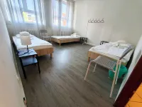 Hostel Warszawa Powstaniec - Hostels