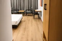 Hotel Somani Wakad - 2-Star