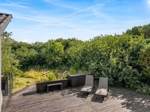 "Julie" - 1.5km from the Sea - 4-Star