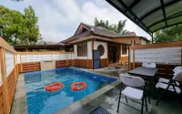 Zevannya Villa Victorian Kota Bunga - Villaer