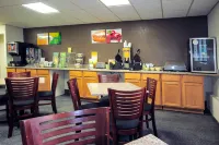 Quality Inn Stadium Area Green Bay Stadium - breakfast