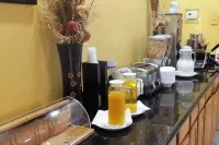 Econo Lodge - breakfast