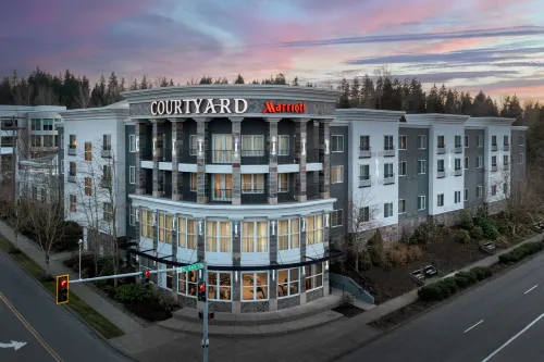 Courtyard Seattle Kirkland - parking