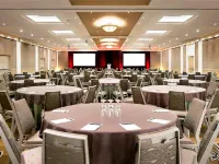 The Westin Calgary Hotels near Devonian Gardens