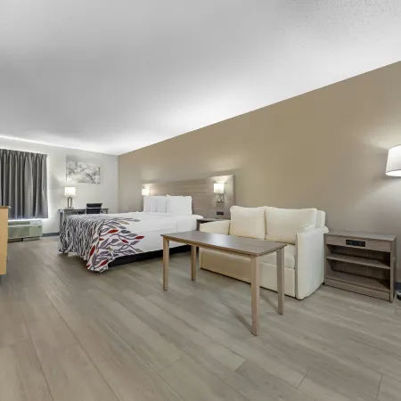 Red Roof Inn & Suites Philadelphia - Bellmawr