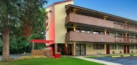 Red Roof PLUS+ Atlanta - Buckhead - Разрешено размещения с домашними животными
