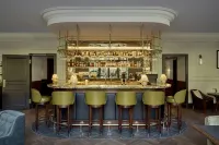 Miiro Palais Rudolf - بار
