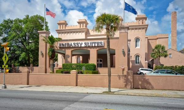 Embassy Suites by Hilton Charleston Historic District