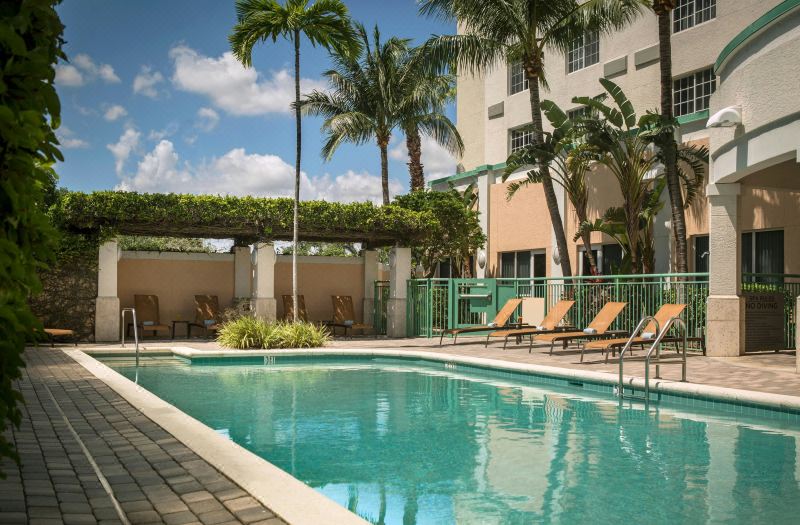 Courtyard Fort Lauderdale Airport & Cruise Port photo 2