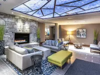 Evolution Whistler Hotels near Emerald Express