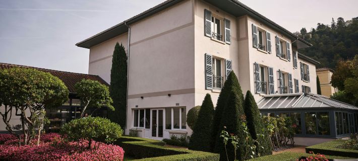 La Pyramide - Maison Henriroux Hotels in Isere