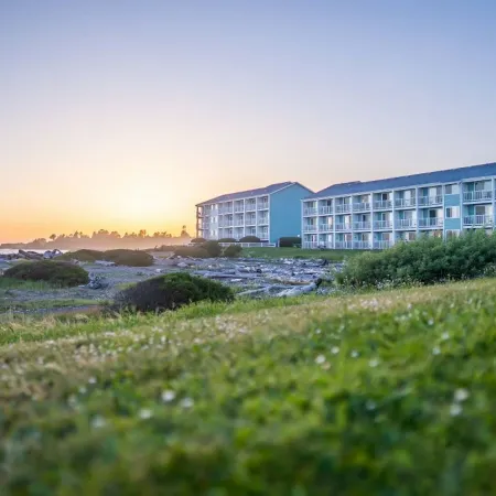 Beachfront Inn